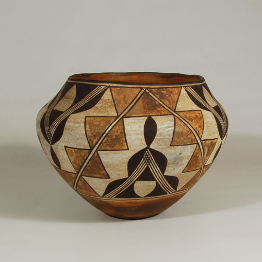 Historic Acoma Pueblo Pottery - C3819A